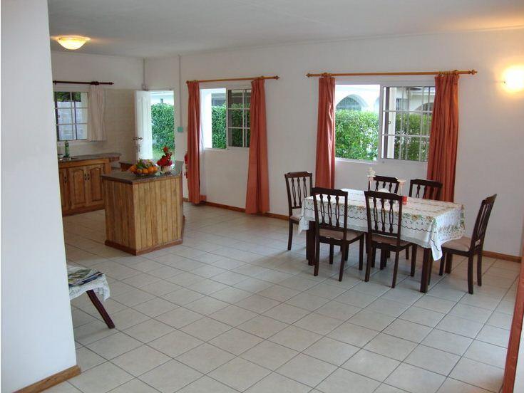 Rowsvilla Guest House Beau Vallon  Kültér fotó